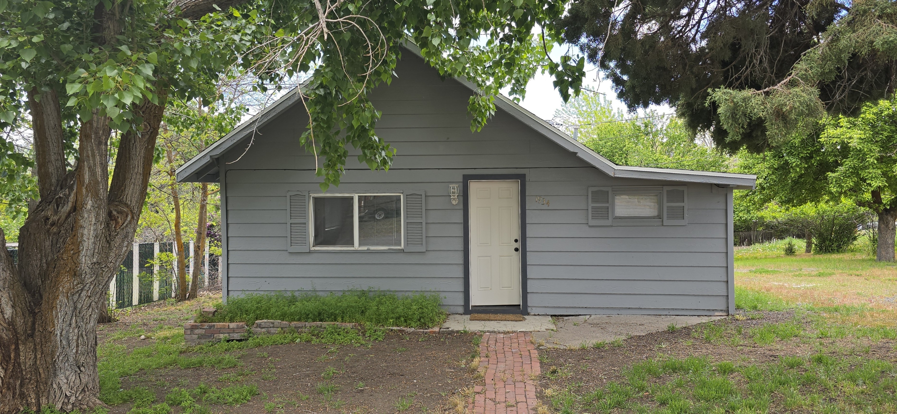 Property main image